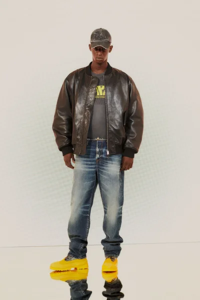 Look 11